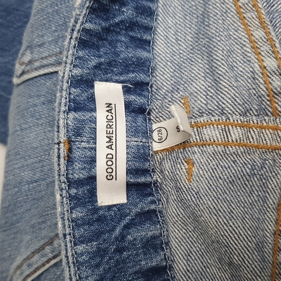 Good American Good Cuts High Waist Boyfriend Jeans - Picture 5 of 12